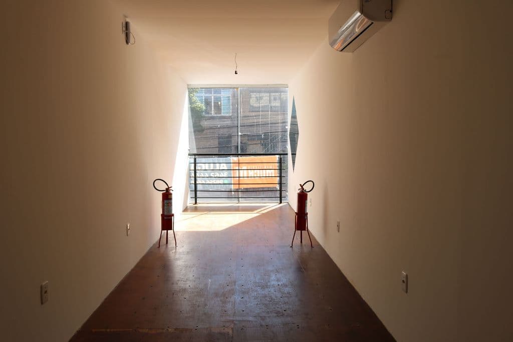 Rua Quinze de Janeiro, 501  - Contêineres - loja 1 Centro Canoas RS — foto 6