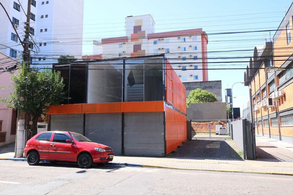 Rua Quinze de Janeiro, 501  - Contêineres - loja 1 Centro Canoas RS — foto 8